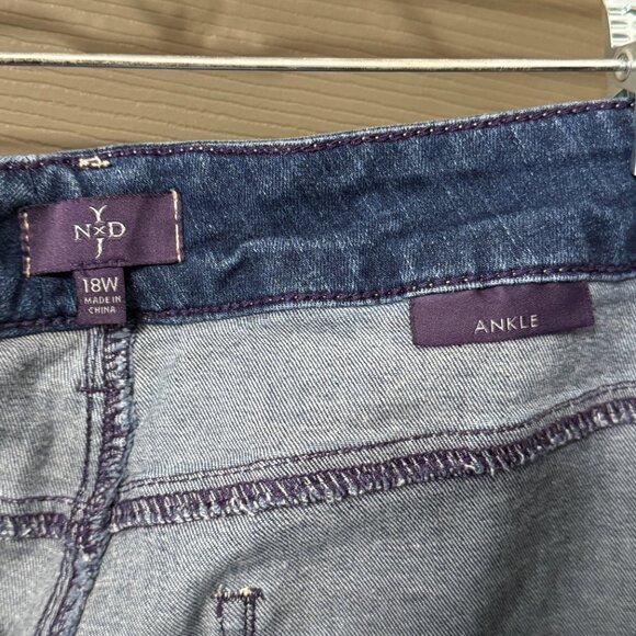 NYDJ 18W Ankle Jeans in Medium Wash with Lift Tuck® Technology - Picture 3 of 4